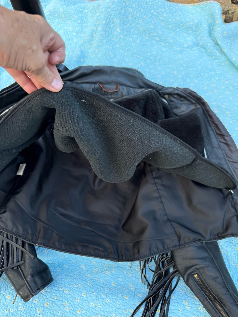 Women's Black Fringe Leather Jacket - Picture 11 of 14